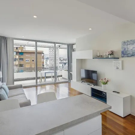 شقة Modern Penthouse With Terrace And Parking