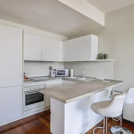 Lejlighed Modern Penthouse With Terrace And Parking