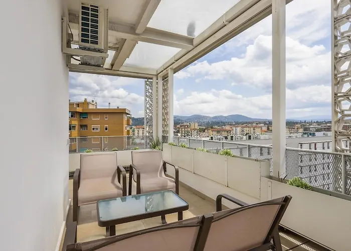 شقة Modern Penthouse With Terrace And Parking