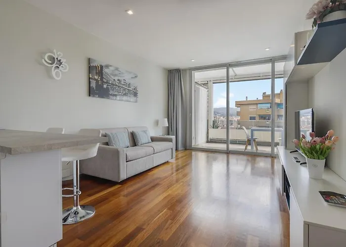 شقة Modern Penthouse With Terrace And Parking *